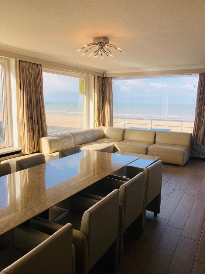 Very Spacious Family Apartment With Seaview T16 Ostende Kültér fotó
